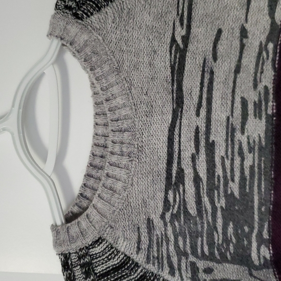 Li Wali sweater - Picture 2 of 6